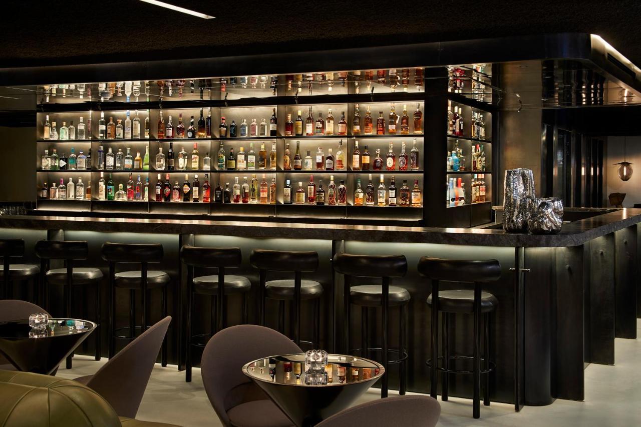Pan Pacific London Ξενοδοχείο Εξωτερικό φωτογραφία The bar at the London Edition